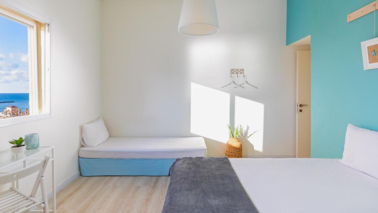 4 Bedroom Apartment On The Beach Tel Aviv Exterior photo